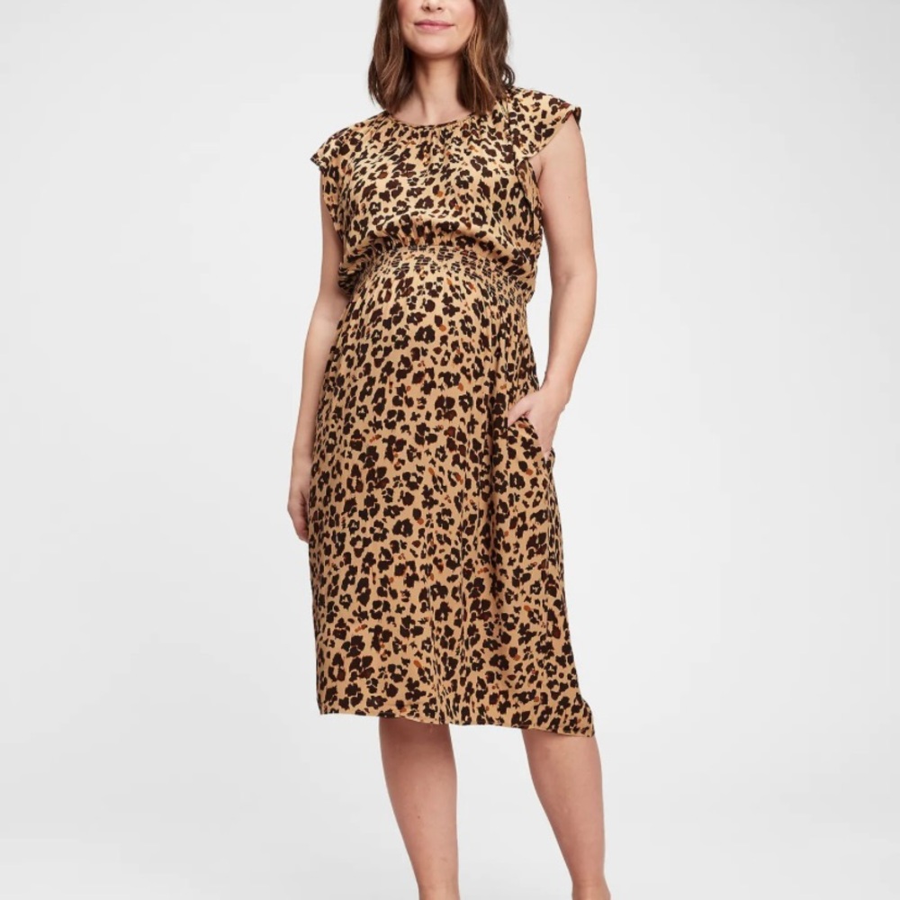 Gap Maternity Smocked Flutter Sleeve Dress Sz. M
